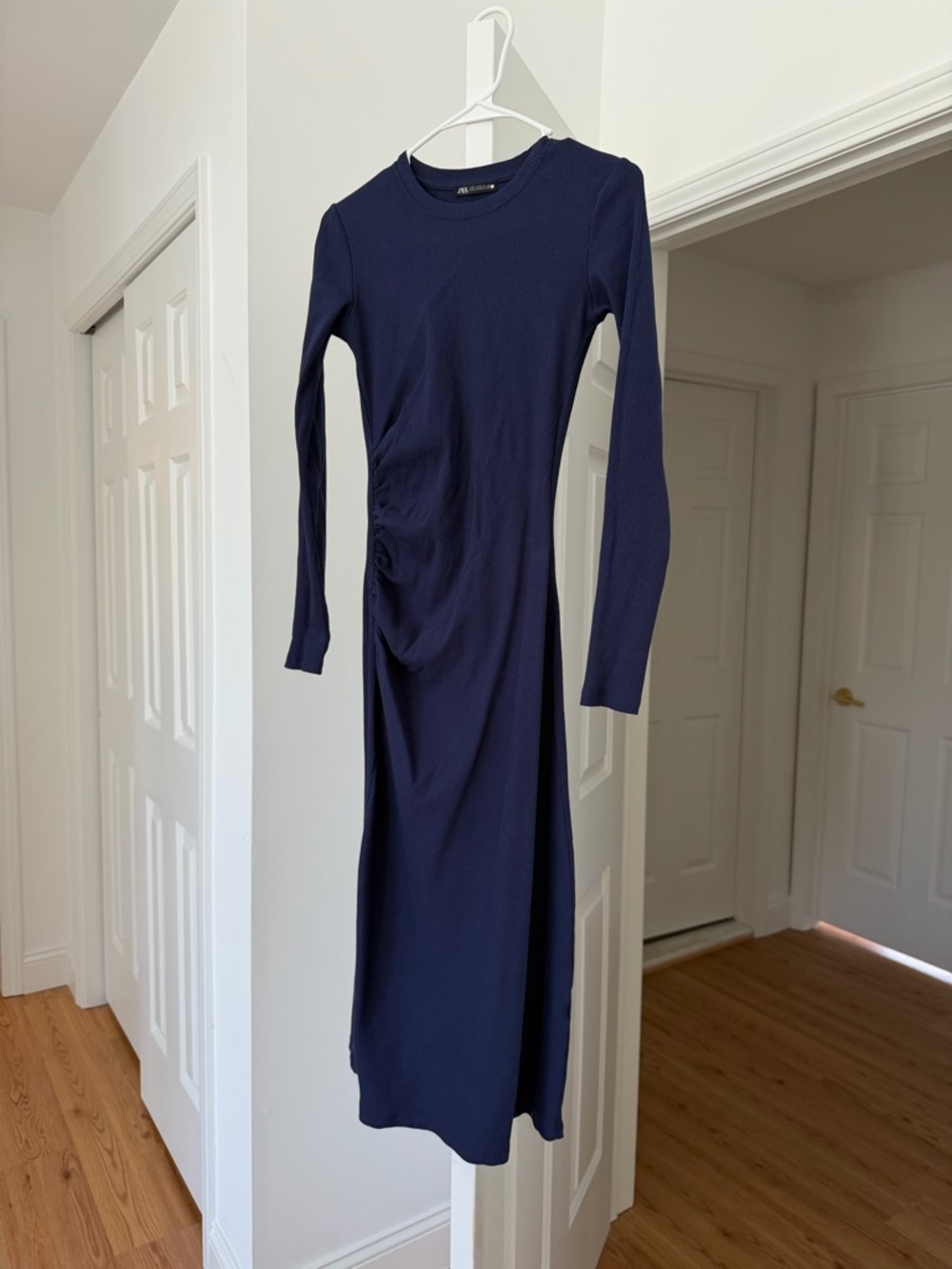Zara Navy Long-Sleeve Midi Dress with Side Ruching
